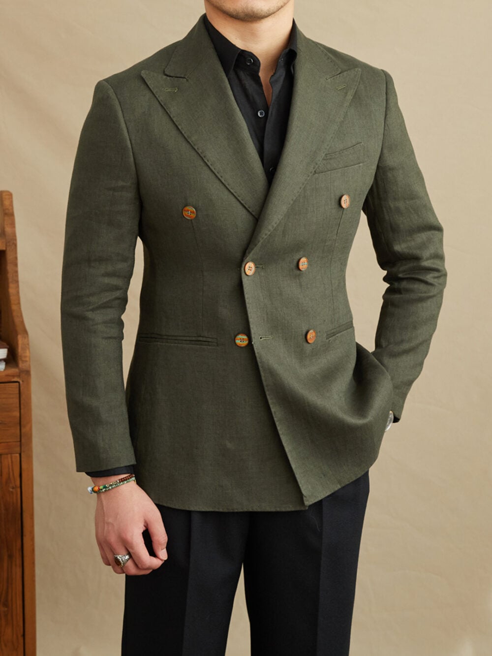 Men's green double-breasted linen blazer