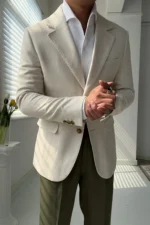 Resort-ready linen sport coat